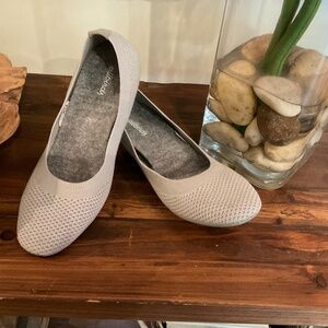 Allbirds  Women’s  Tree Breezers  Ballet Flats , Color Gray, Size 7.5